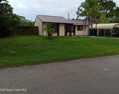 530 Escarole Street Se - Photo Thumbnail 18