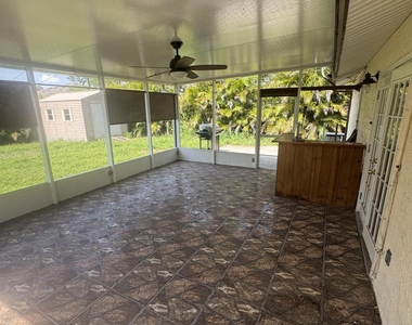 530 Escarole Street Se - Photo Thumbnail 17