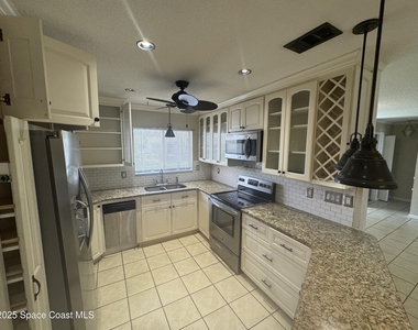 530 Escarole Street Se - Photo Thumbnail 12