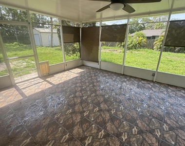 530 Escarole Street Se - Photo Thumbnail 16
