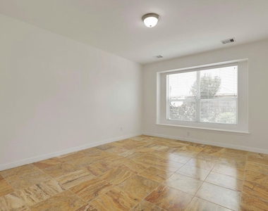 2110 Mateo Park Drive - Photo Thumbnail 35