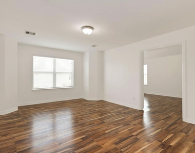 2110 Mateo Park Drive - Photo Thumbnail 23