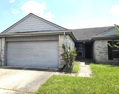13427 Juniper Point Drive - Photo Thumbnail 1