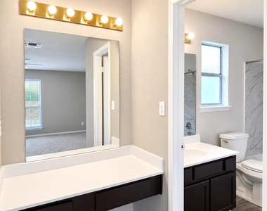 13427 Juniper Point Drive - Photo Thumbnail 36