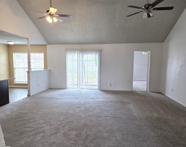 13427 Juniper Point Drive - Photo Thumbnail 18