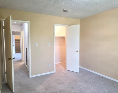 13427 Juniper Point Drive - Photo Thumbnail 23