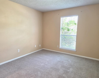 13427 Juniper Point Drive - Photo Thumbnail 21