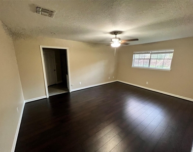 18240 Fenske Road - Photo Thumbnail 16
