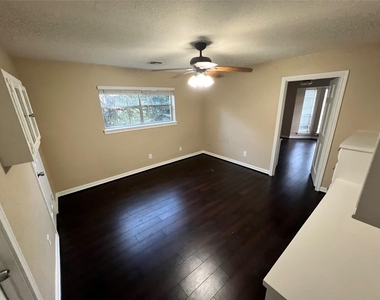 18240 Fenske Road - Photo Thumbnail 6