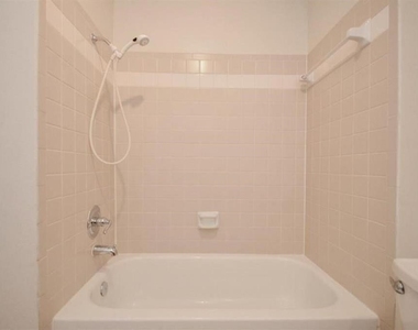 1103 Dulles Avenue - Photo Thumbnail 19