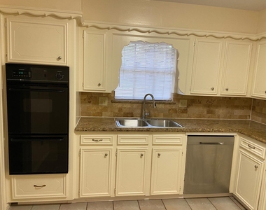 3418 Candlewisp Drive - Photo Thumbnail 28