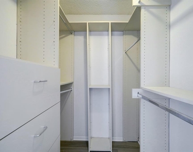7575 Cambridge Street - Photo Thumbnail 15