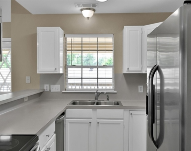 1141 Lovett Street - Photo Thumbnail 11
