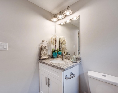 72 Burress Street - Photo Thumbnail 6