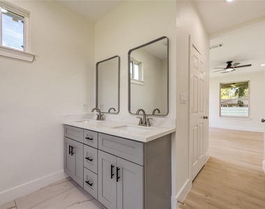 508 Georgia Street - Photo Thumbnail 22