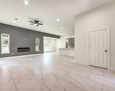 508 Georgia Street - Photo Thumbnail 20