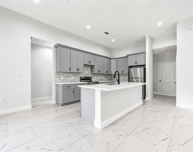 508 Georgia Street - Photo Thumbnail 16