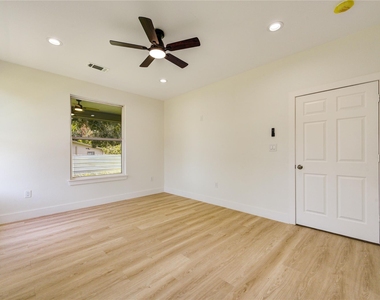 508 Georgia Street - Photo Thumbnail 25