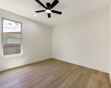 508 Georgia Street - Photo Thumbnail 33