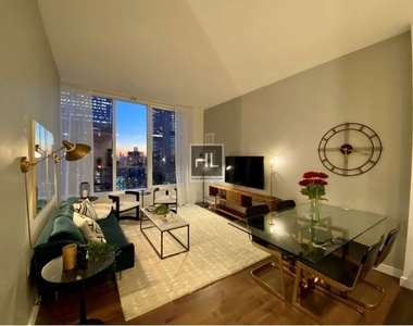West 36 Street - Photo Thumbnail 1