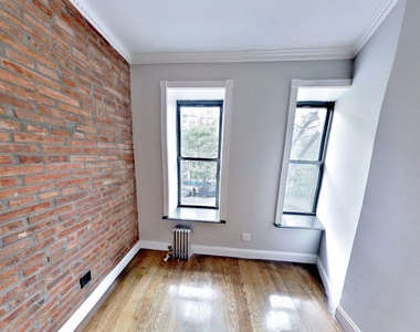 W 103rd St. - Photo Thumbnail 2