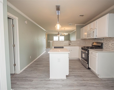 21030 Aldens Oak - Photo Thumbnail 9