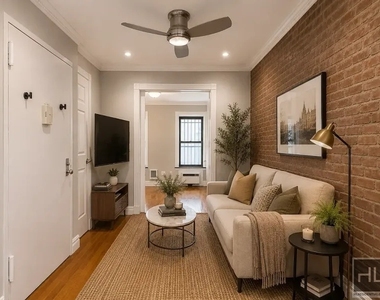 West 53rd Street - Photo Thumbnail 2