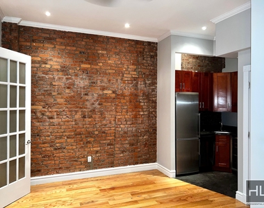 East 16th Street - Photo Thumbnail 1