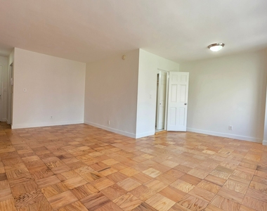 East 36 Street - Photo Thumbnail 1