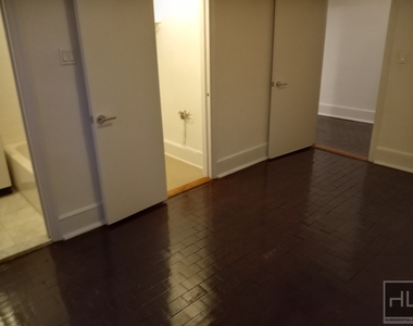 West 73rd Street - Photo Thumbnail 3