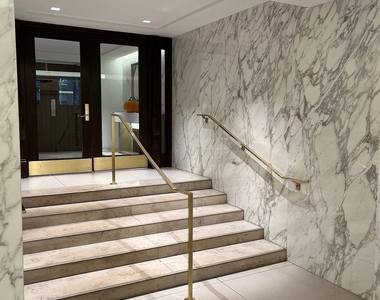 West 73rd Street - Photo Thumbnail 6