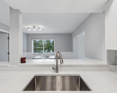 8120 Brown Pelican Avenue - Photo Thumbnail 8