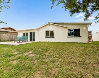 8120 Brown Pelican Avenue - Photo Thumbnail 27