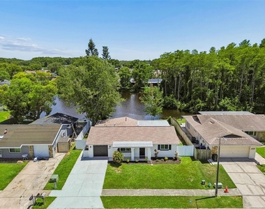8120 Brown Pelican Avenue - Photo Thumbnail 32