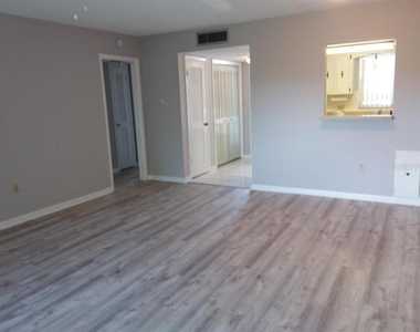 4836 Onyx Lane - Photo Thumbnail 6