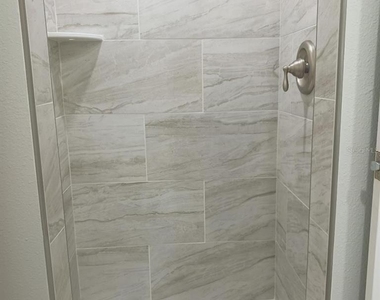 4836 Onyx Lane - Photo Thumbnail 9