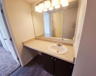 14422 Reuter Strasse Circle - Photo Thumbnail 16