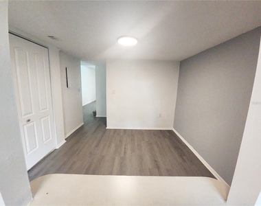 14422 Reuter Strasse Circle - Photo Thumbnail 5