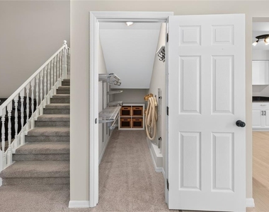172 Deer Lake Circle - Photo Thumbnail 14