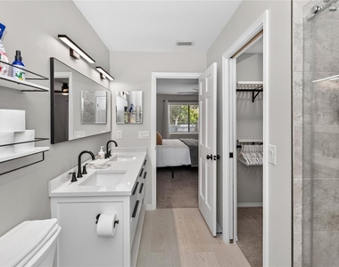 172 Deer Lake Circle - Photo Thumbnail 33