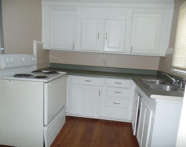 2425 Dr Martin Luther King Jr Street S - Photo Thumbnail 4