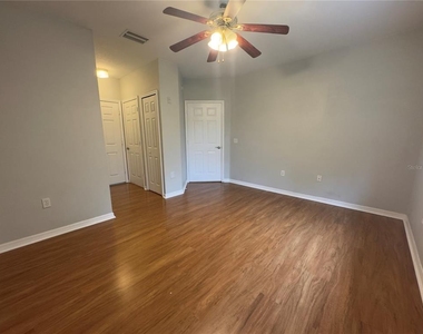 9507 Amberdale Court - Photo Thumbnail 4