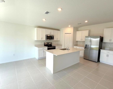38396 Pindos Drive - Photo Thumbnail 5