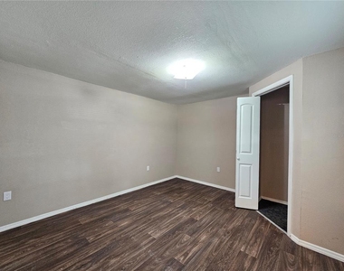 37826 Daughtery Road - Photo Thumbnail 9