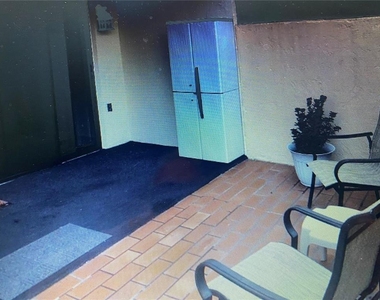 2440 Winding Creek Boulevard - Photo Thumbnail 13