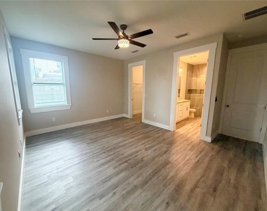 2125 W Saint Joseph Street - Photo Thumbnail 10