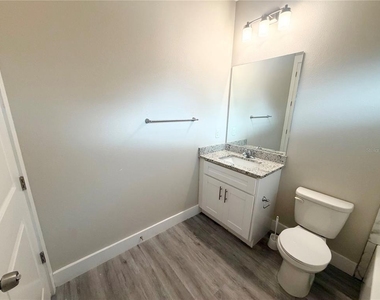 2125 W Saint Joseph Street - Photo Thumbnail 24