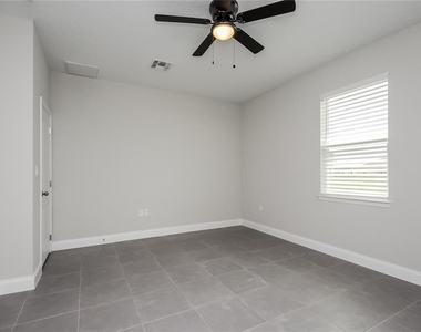 163 Aurelia Court - Photo Thumbnail 7