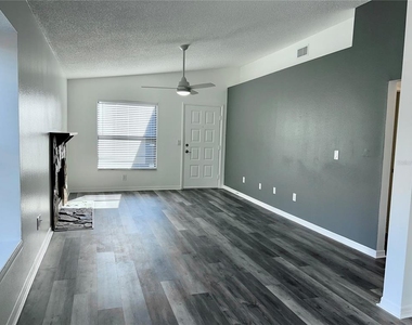 4025 Angel Oak Court - Photo Thumbnail 41
