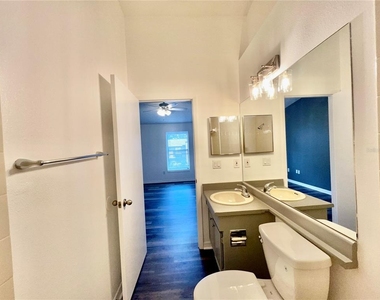 4025 Angel Oak Court - Photo Thumbnail 37